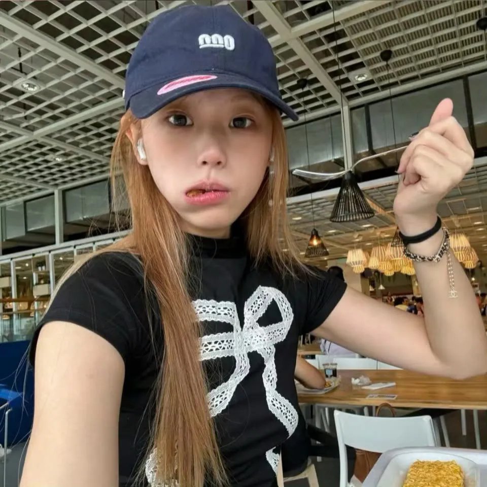 少女佳禾